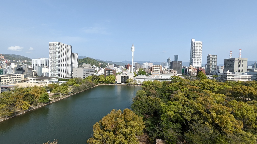 Vue depuis le château Hiroshima Jo au Japon