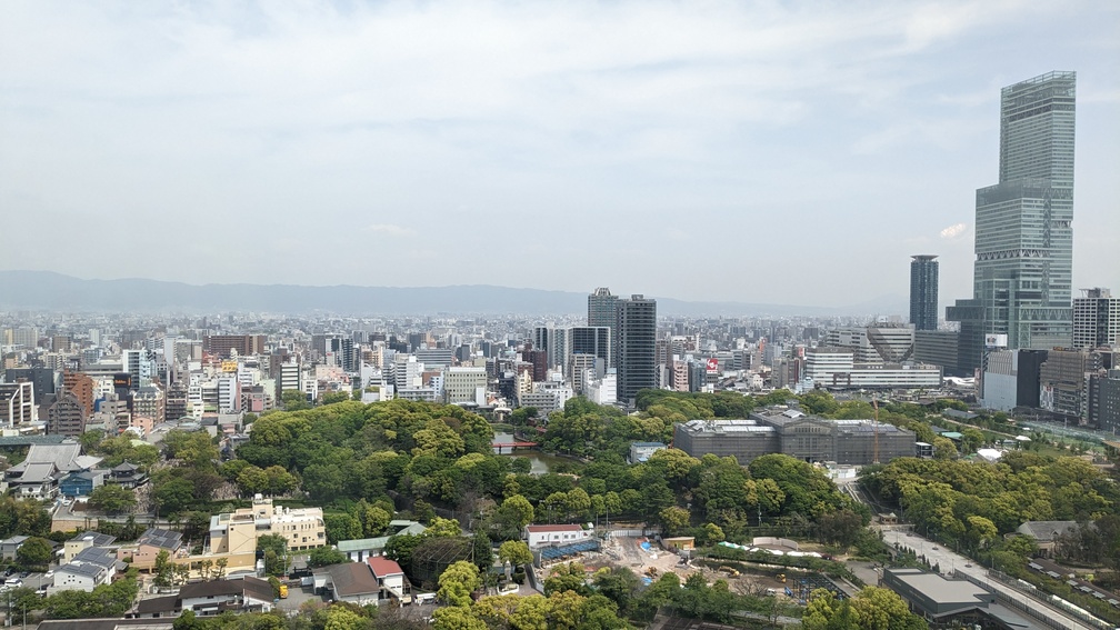 Vue depuis la tour Tsutenkaku à Osaka au Japon