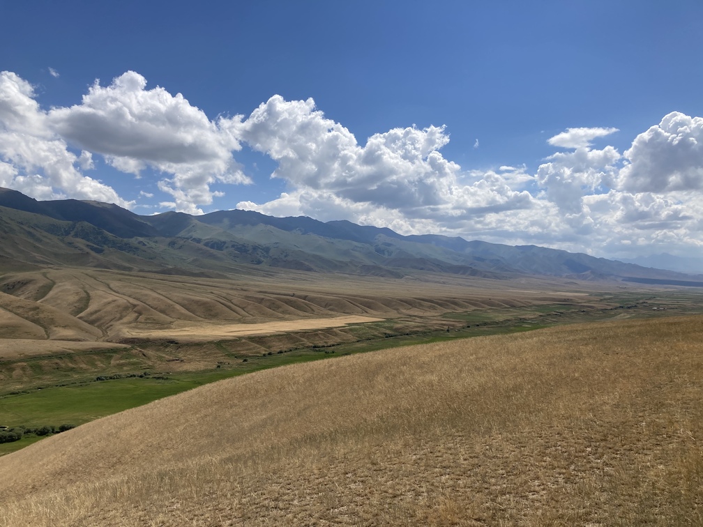 Premier de jour vers le lac Song Kul