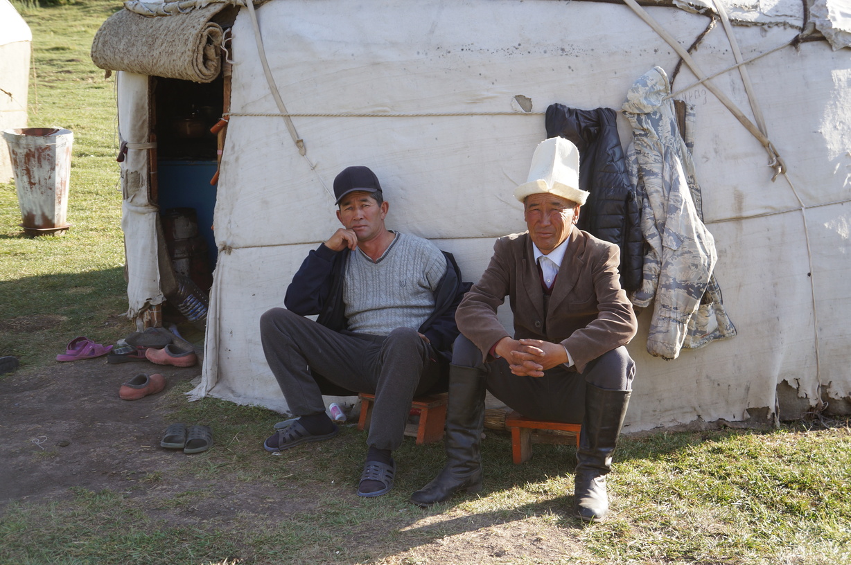 Premier campement sur la route du lac Song Kul