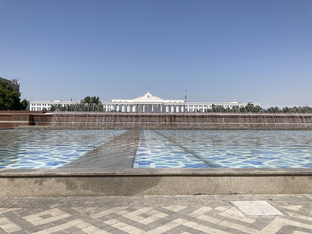 Mustakillik Fountain